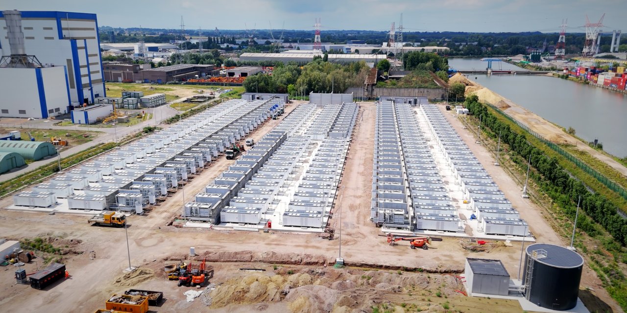 AVRUPA’NIN EN BÜYÜK ENERJİ DEPOLAMA PROJESİ      İlk Etap Tamamlandı