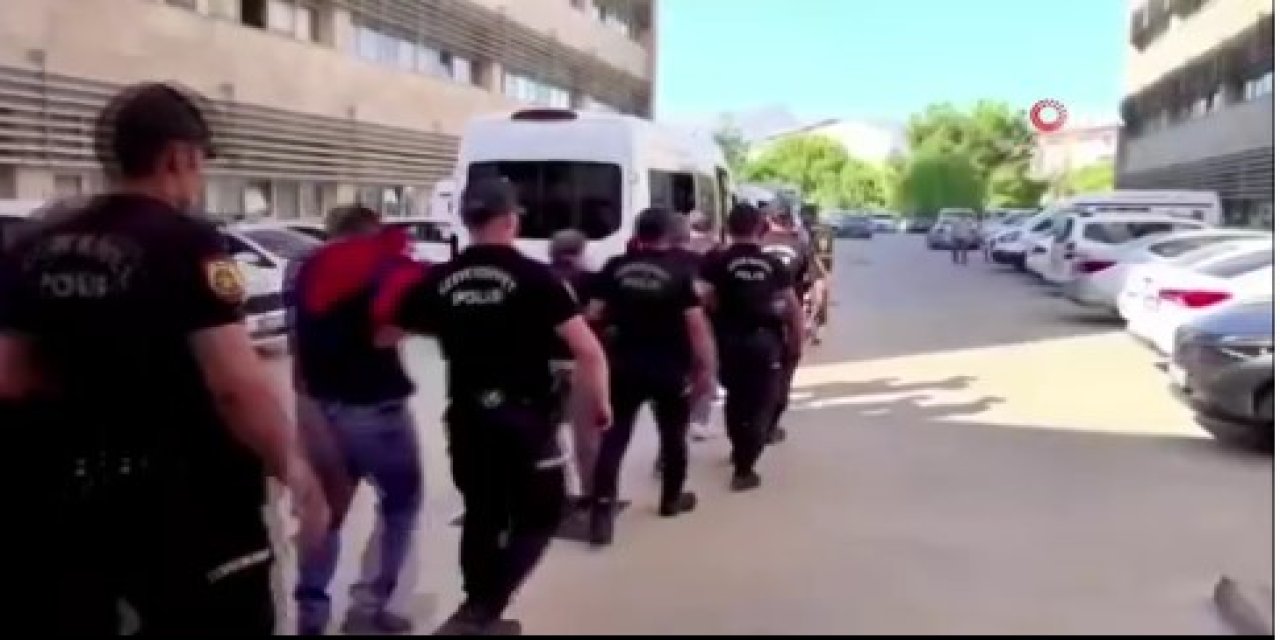 Dolandırıcılık şebekelerine operasyon:  206 tutuklama