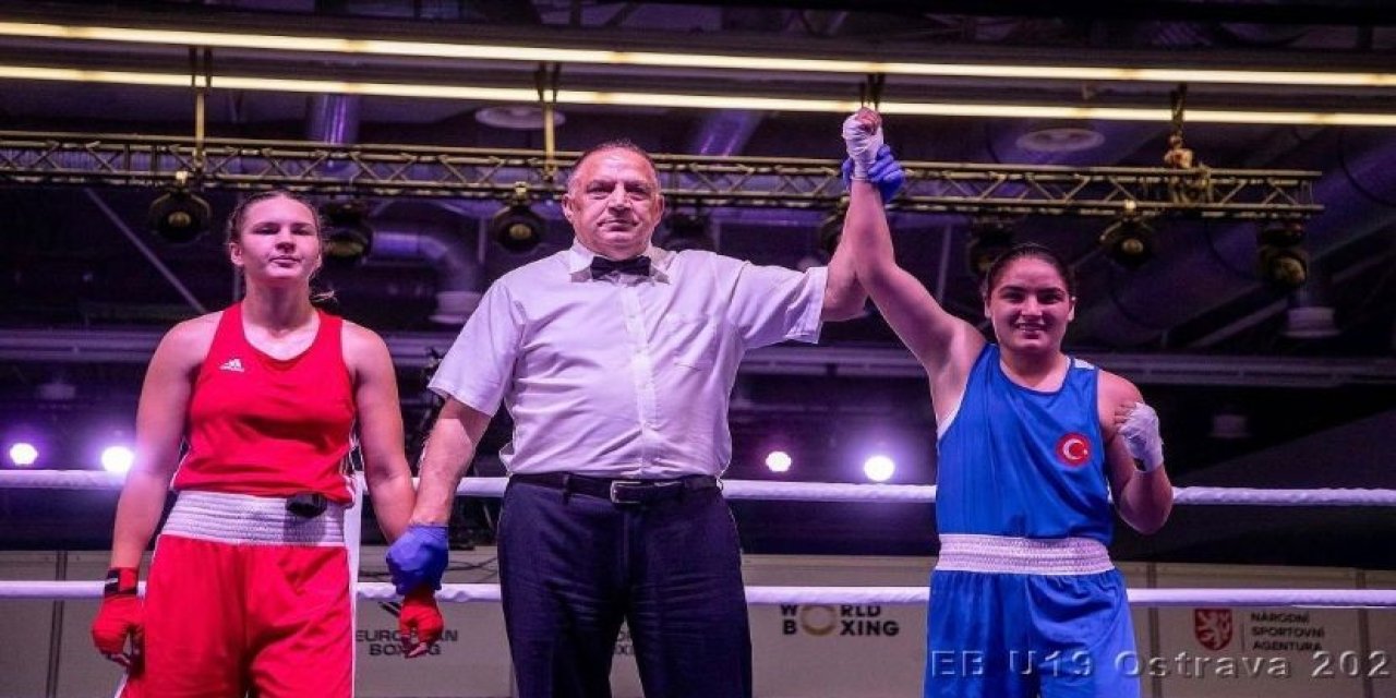 Yağmur Teke, Avrupa'da  tek koluyla tarih yazdı