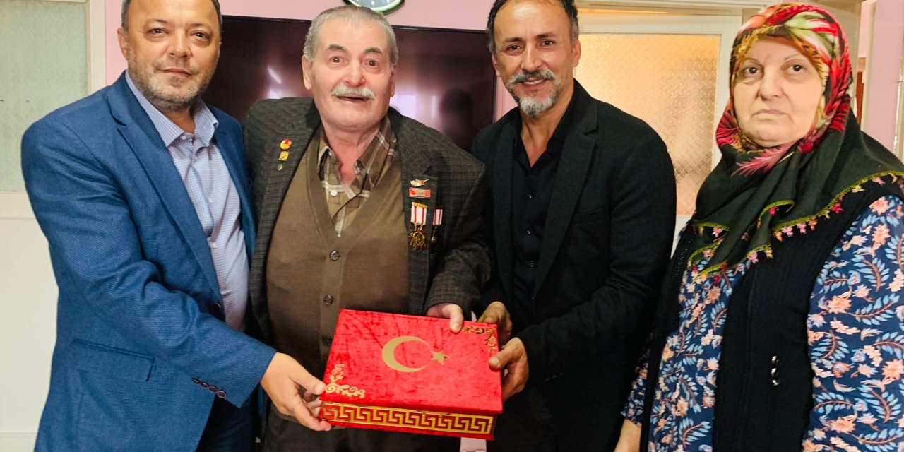 Çayırova’daki Kıbrıs Gazilerine Ziyaret