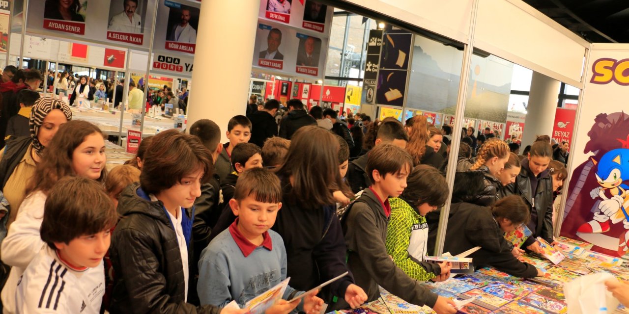 Kitap Fuarı’nda çocukların çizgi roman sevgisi