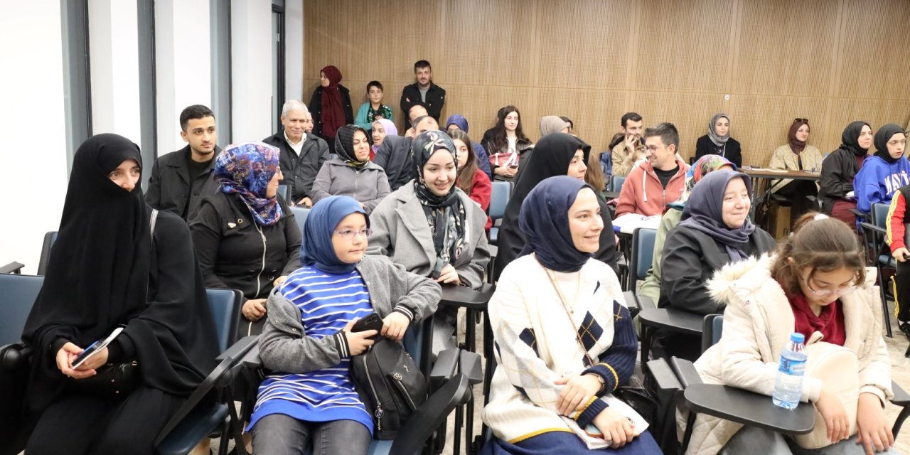 "Akıllı anne baba nasihat etmez,  yaşantısıyla örnek olur"