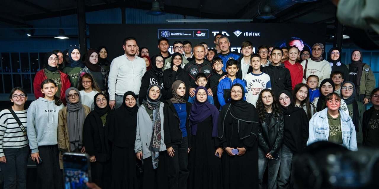 Gençler, Alper Gezeravcı ile buluştu