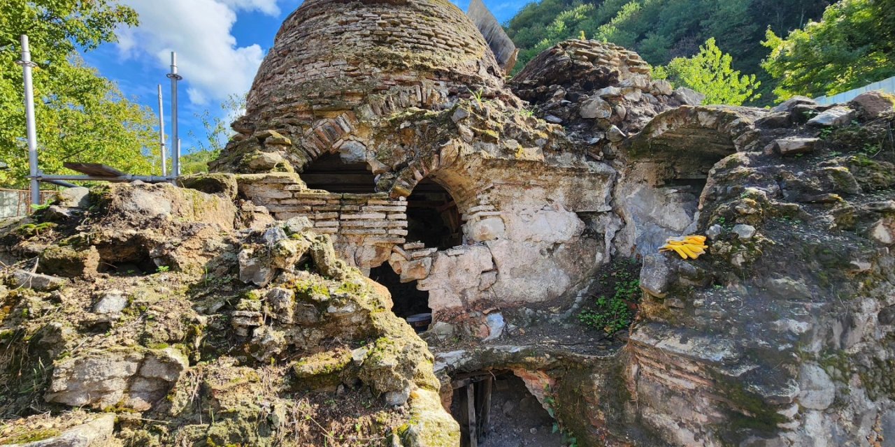 Tarihi hamam yeniden ayağa kalkıyor