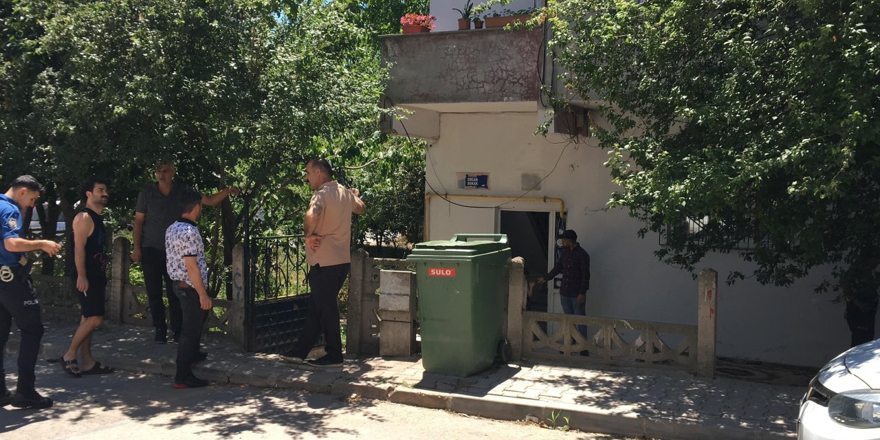 "Annene sürprizim var" diyerek saldırmış