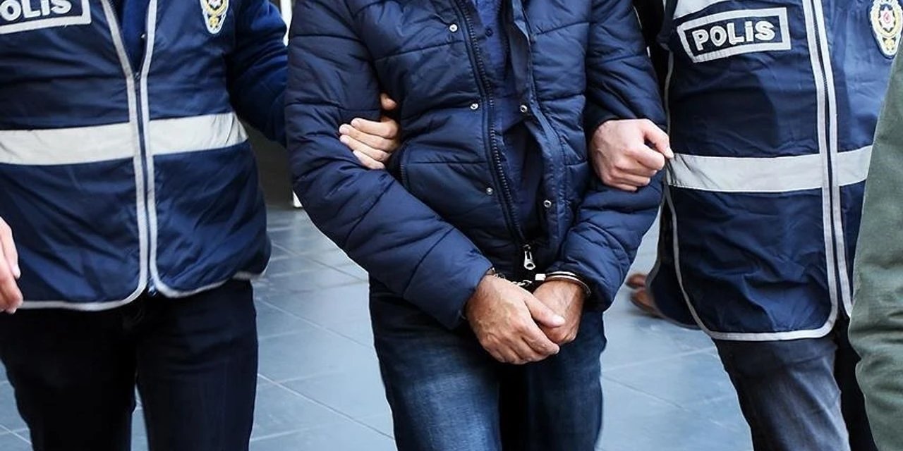 Aranan hükümlüler operasyonla yakalandı
