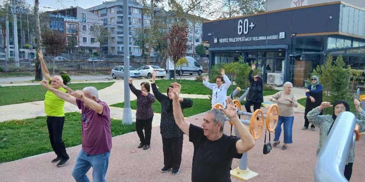 Bir yandan öğrenirken, diğer yandan da tecrübeleriyle öğretiyorlar