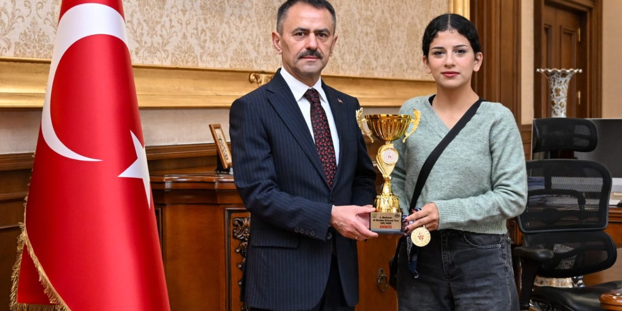 Vali İlhami Aktaş'ı Ziyaret Etti