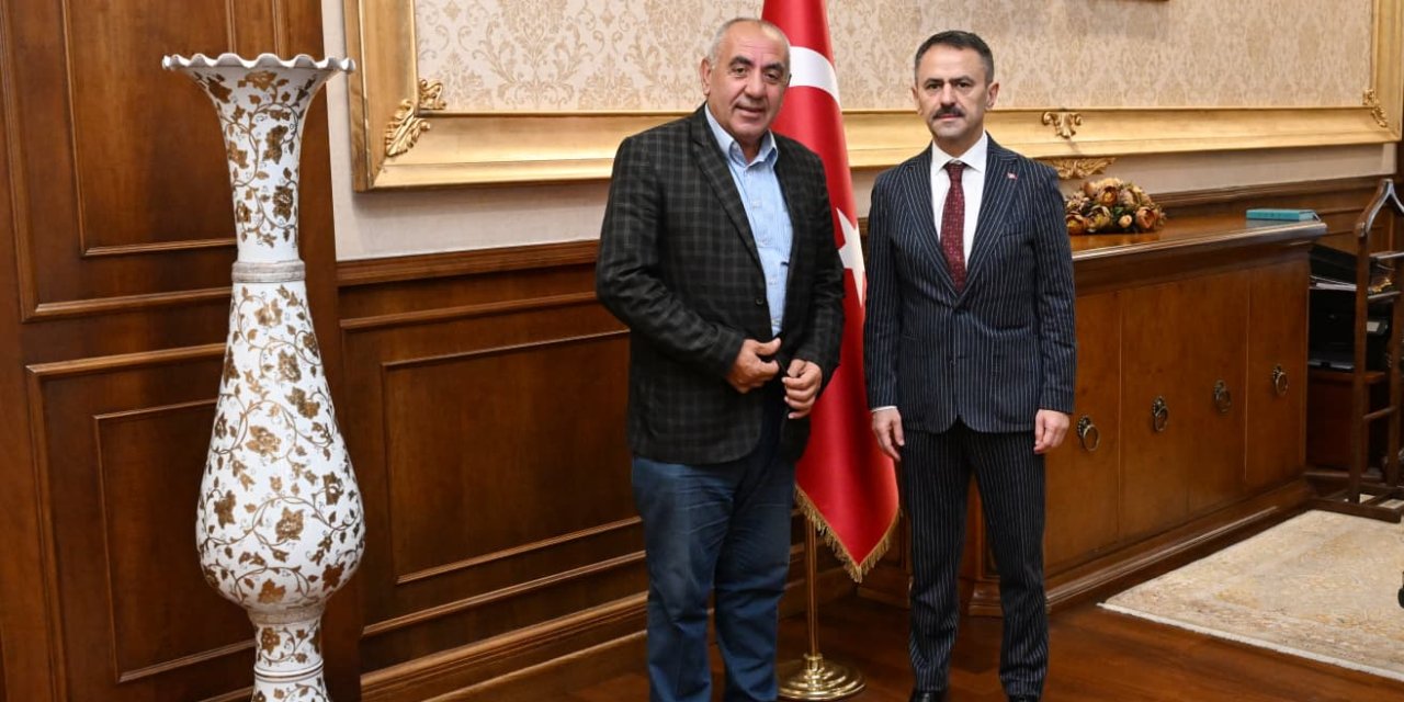 İş İnsanı Hüsnü Öncül’den Vali Aktaş’a Ziyaret