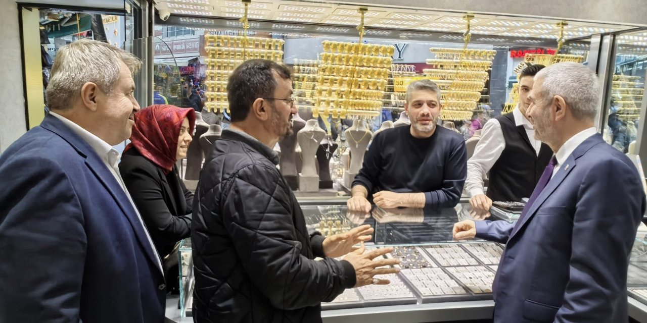 Ak Parti Gebze'den  Çarşı Esnafına Ziyaret