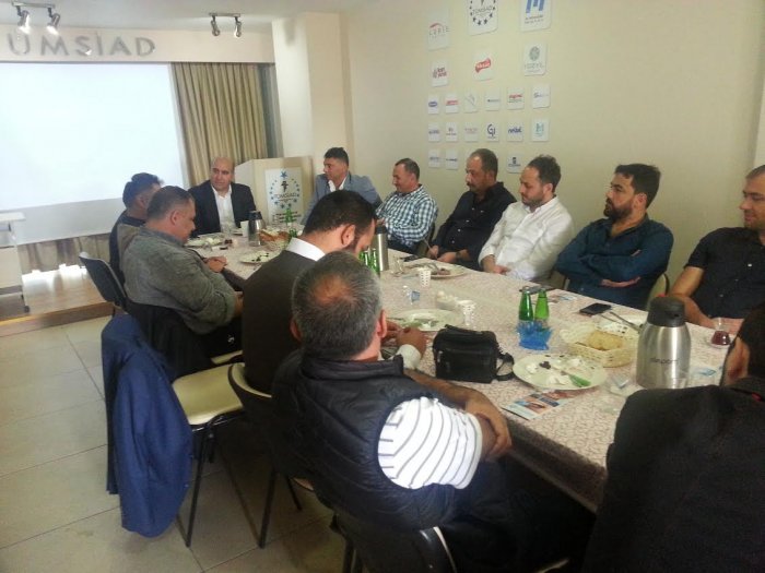TÜMSİAD üyeleriyle bir araya geldi