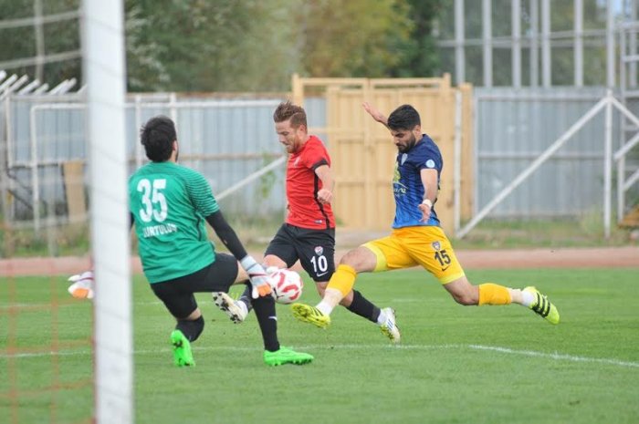 Evinde ilk kez yenildi