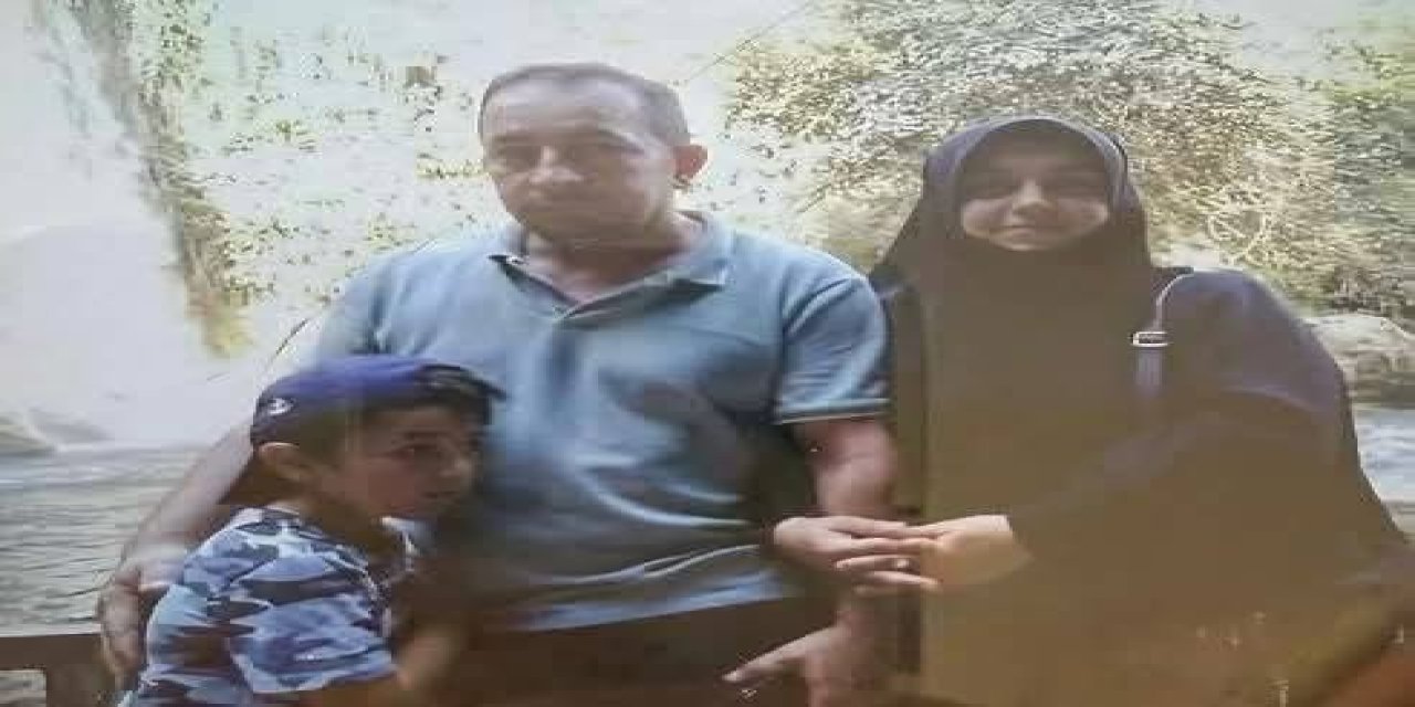 Enkaz Altında Kalan Aile Toprağa Veriliyor