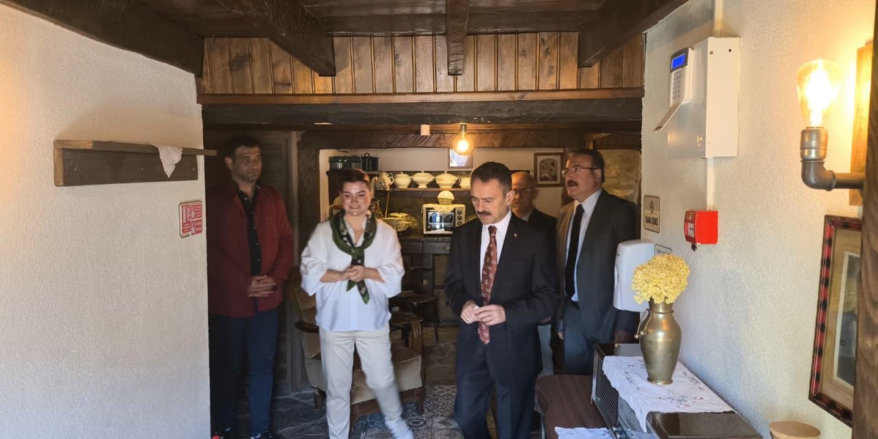 Vali Aktaş’tan Çamçukur  Mahallesi’ne Ziyaret