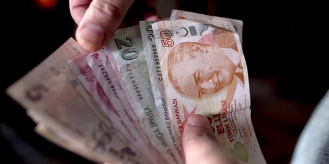 Memur ve Emekli İçin 4 Aylık Zam Rakamı Belli Oldu: Gözler Yıl Sonuna Çevrildi