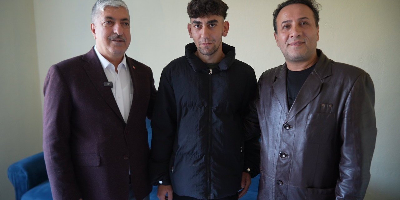 Buz gibi evde tek başına yaşayan gencin yürek burkan hikayesi