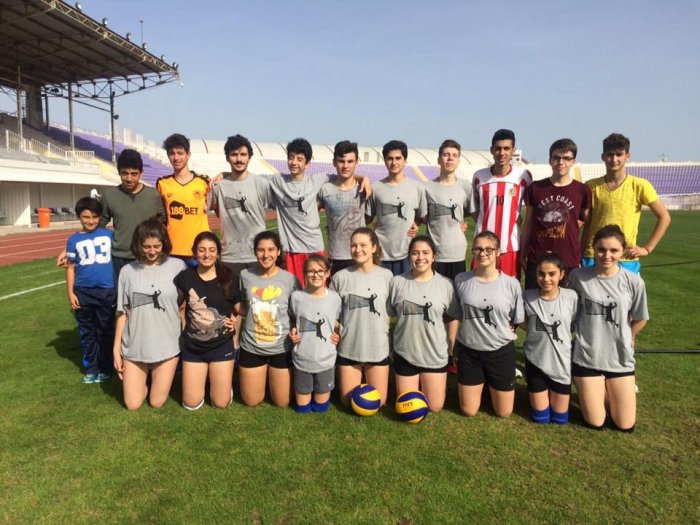 Voleybolcular idmanda