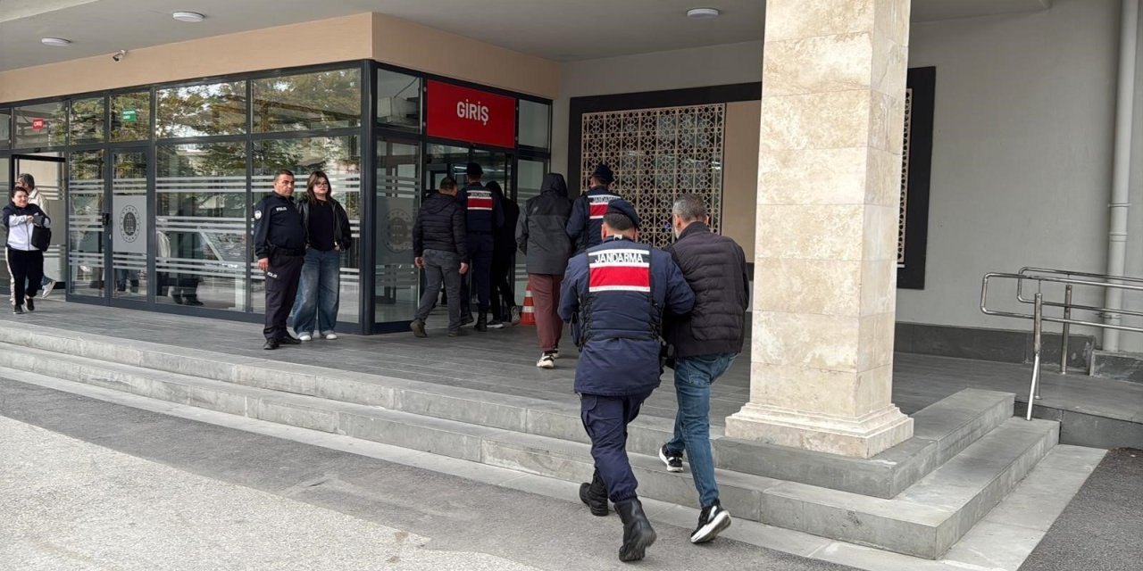 Telefon dolandırıcılarına operasyon