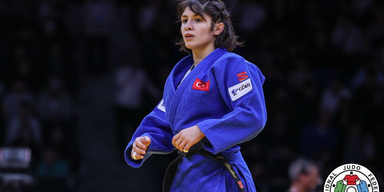 9 Kağıtsporlu Riyad’da