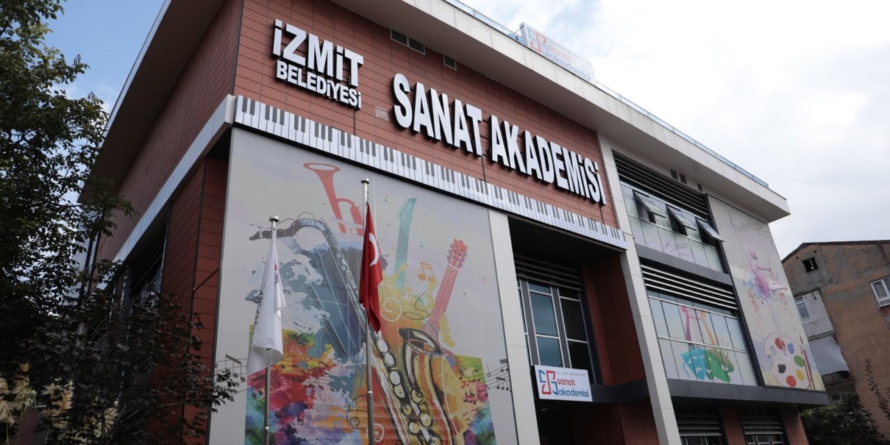 Yeni tiyatro dönemi başlıyor