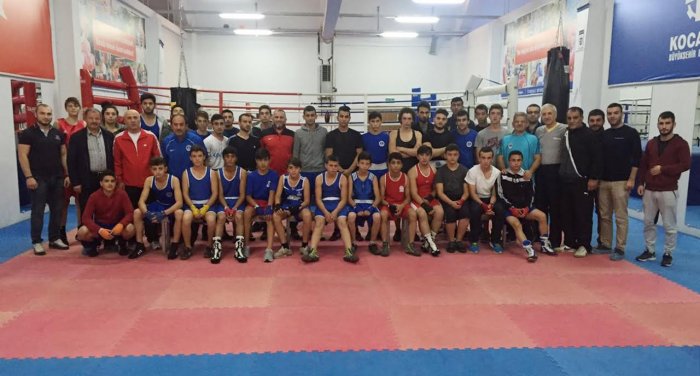 Boksörler SEKASEM’de buluştu