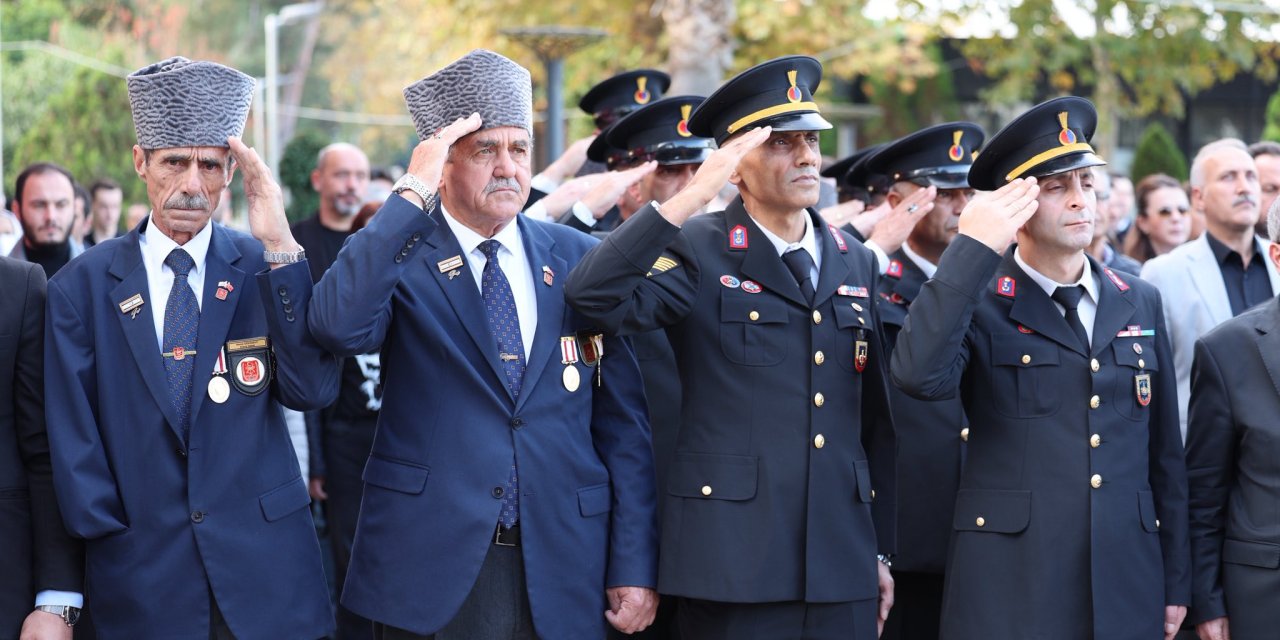 Karamürsel’de 10 Kasım  Atatürk’ü Anma Programı