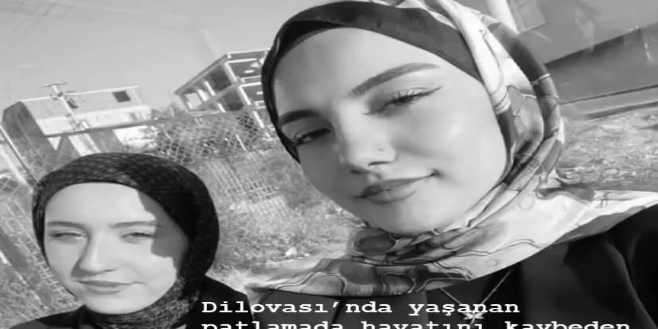 Birbirlerine sarılarak vefat etmişler