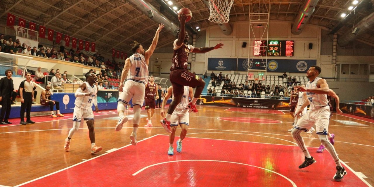 Türkiye Basketbol Ligi: Kocaeli BŞB Kağıtspor: 61 - Bandırma Bordo Basketbol: 82