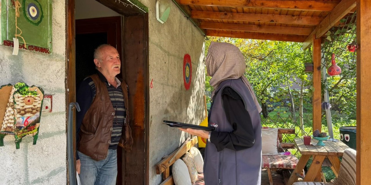 "Gönül Bağı" ekipleri ziyaretlerini sürdürüyor