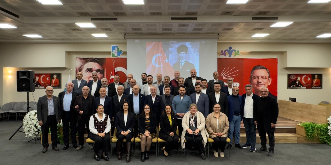 Kurultay delegeleriyle toplantı yapıldı