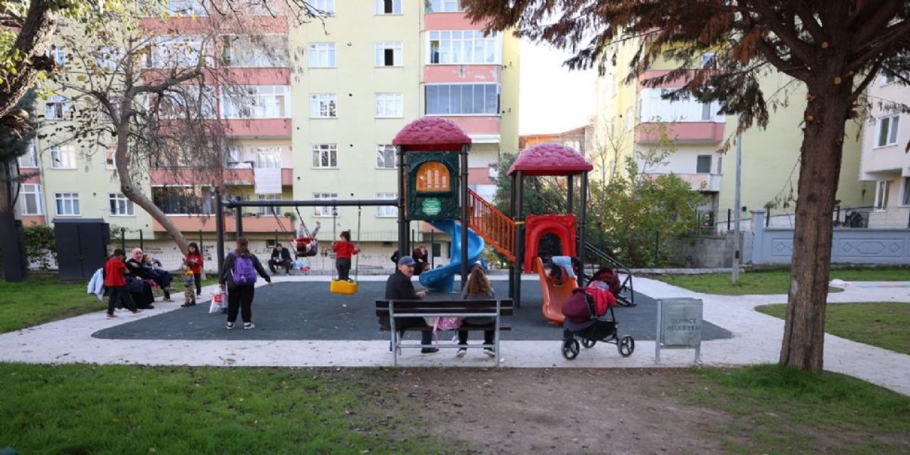 Derince´de Parklar Yenileniyor, Güzelleşiyor