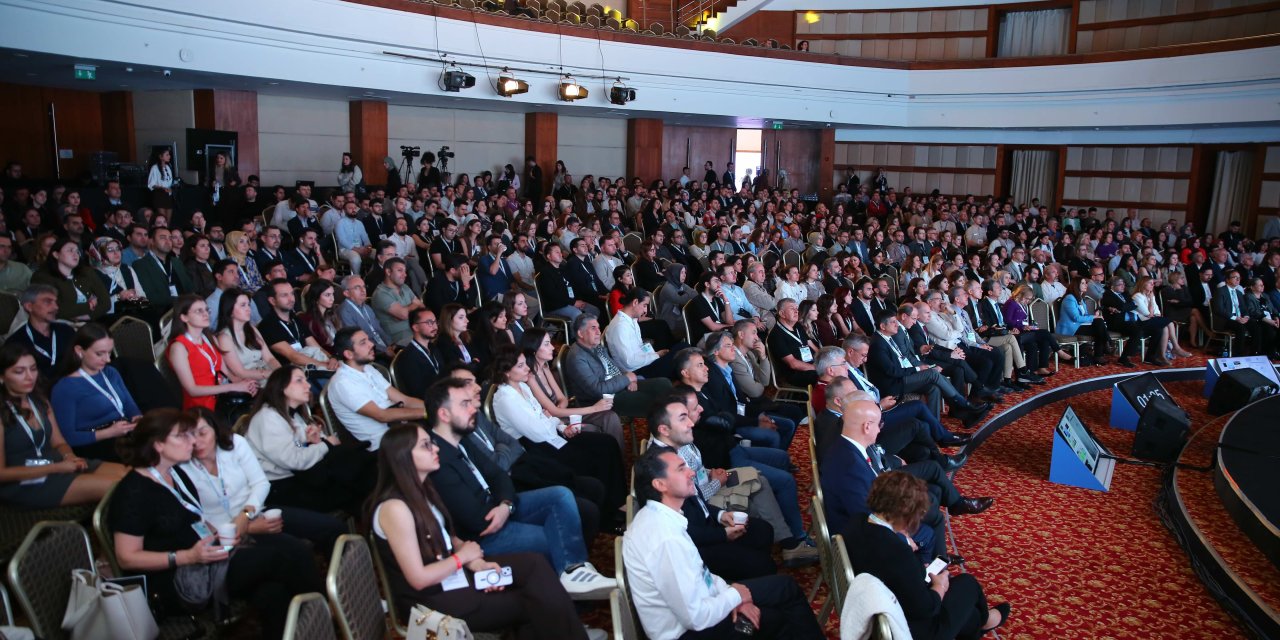 Göz doktorları kongrede buluştu