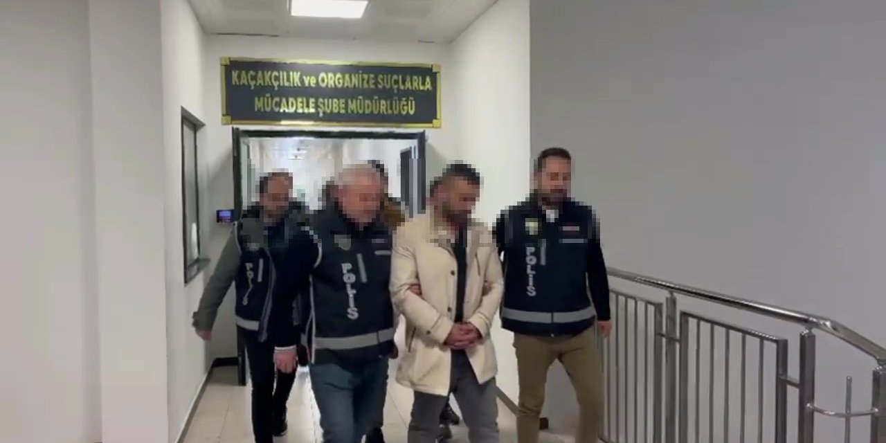 Silah Kaçakçılığı Operasyonunda 3 Gözaltı