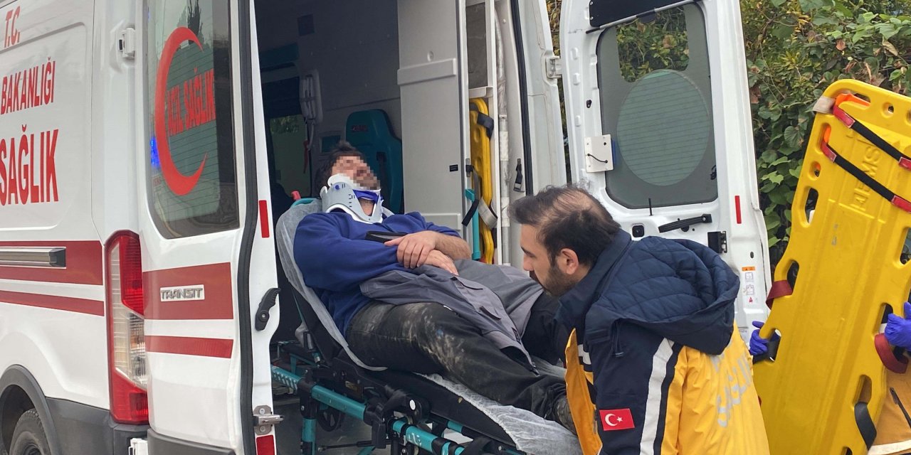 Panelvan ile çarpışan motosikletli yaralandı