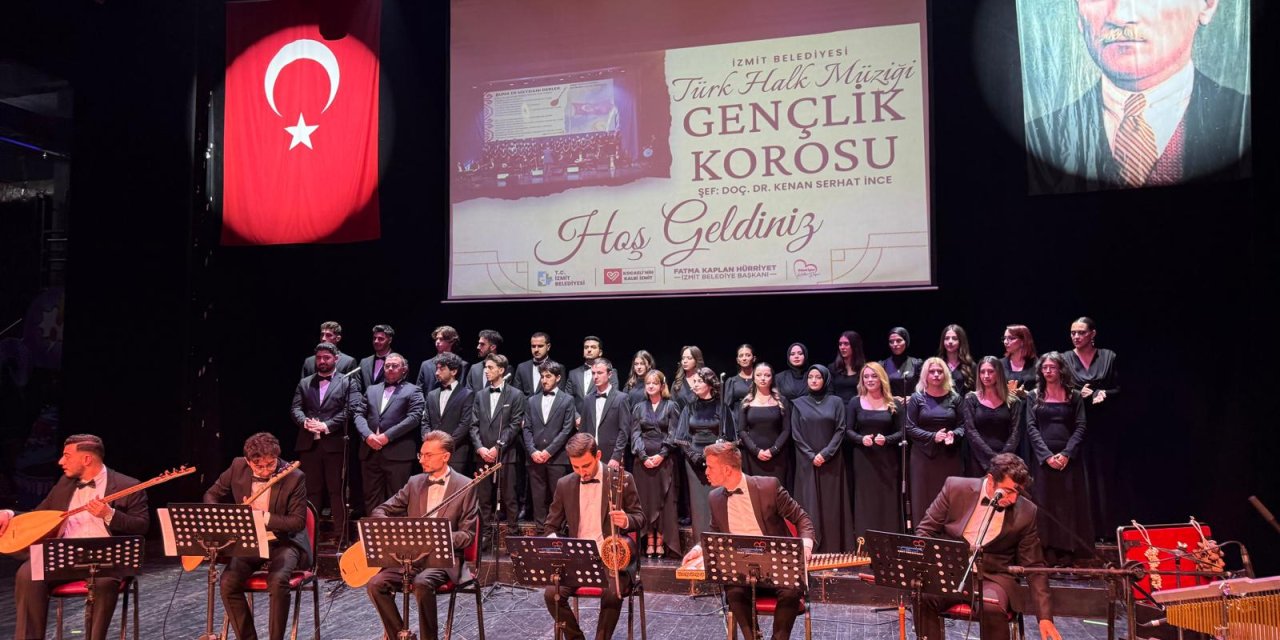 THM Gençlik Korosu’ndan muhteşem konser