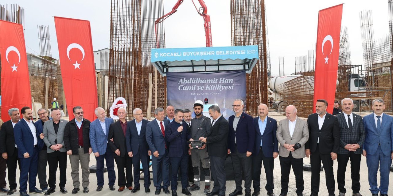 Vali Aktaş Temel Atma Törenine Katıldı