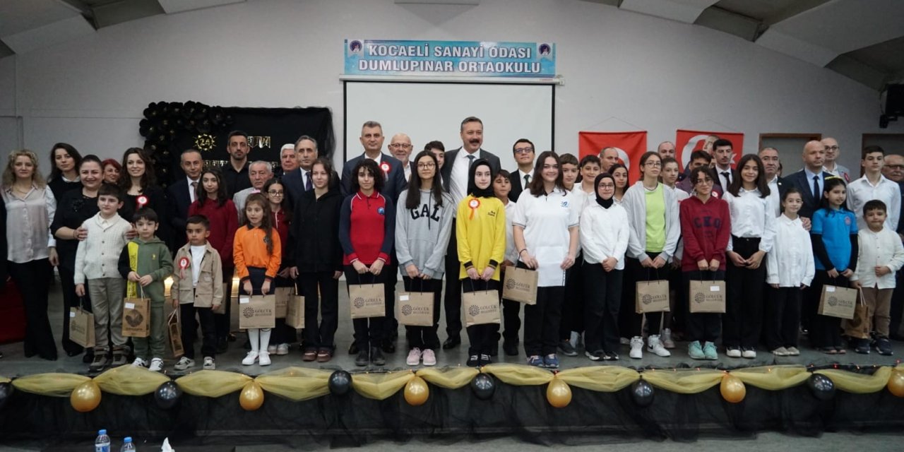 Gölcük’te Öğretmenler Günü Törenle Kutlandı