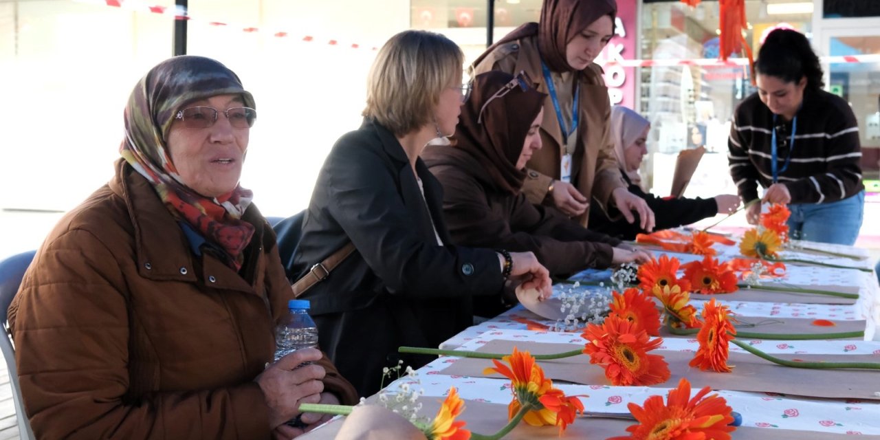 Kadına şiddete turuncu farkındalık