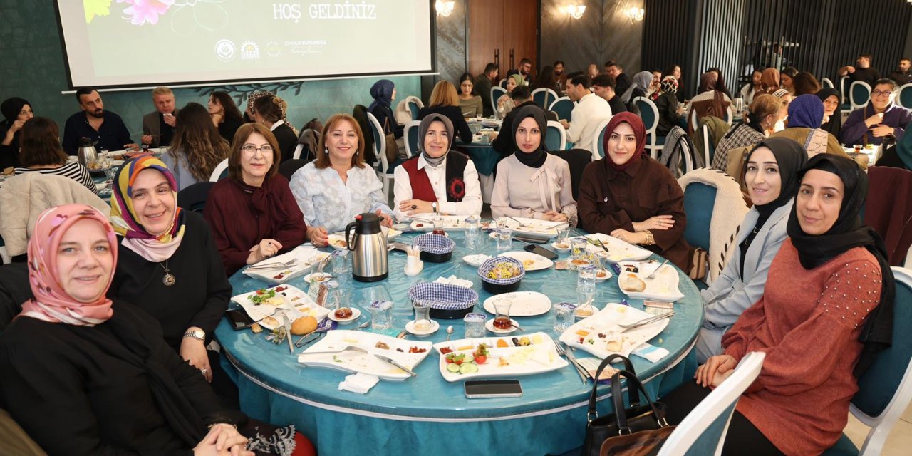 Büyükgöz Eğitimcilerle Kahvaltıda Buluştu