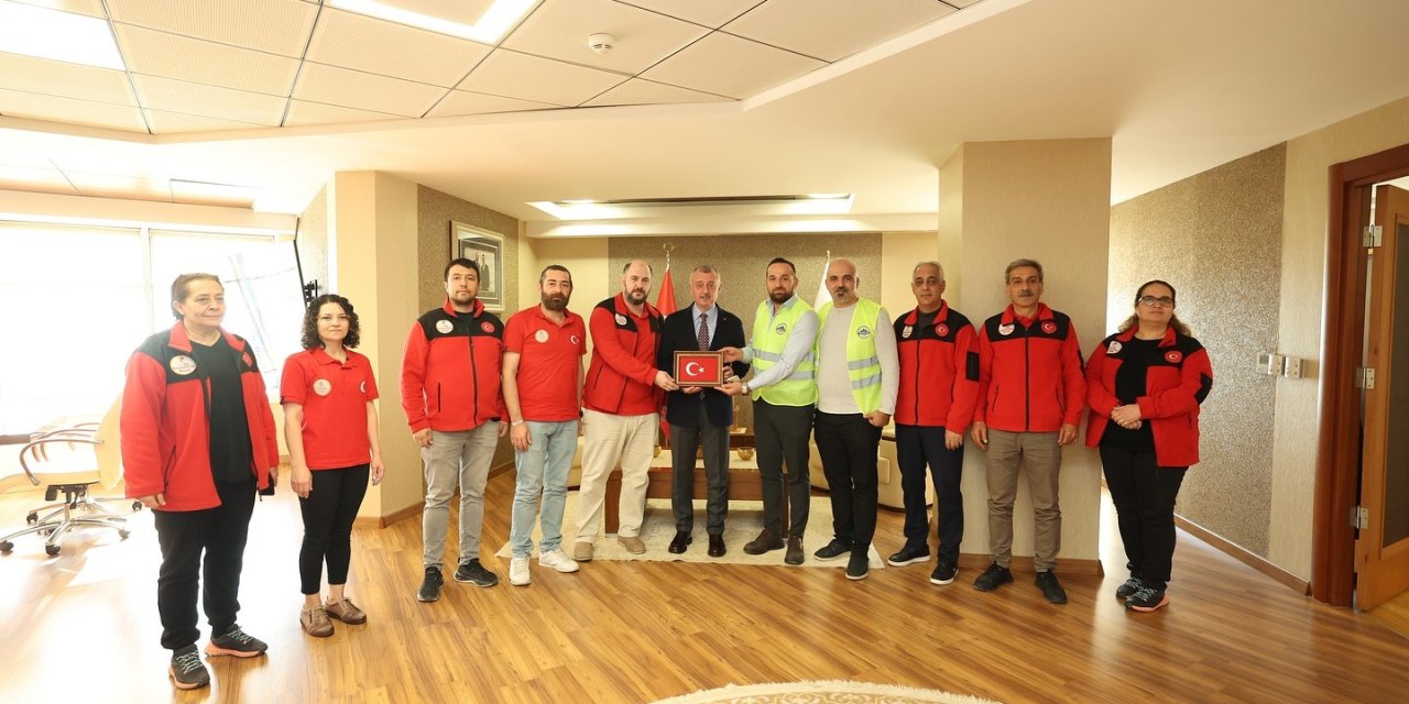 Büyükakın’a ziyaretçi akını