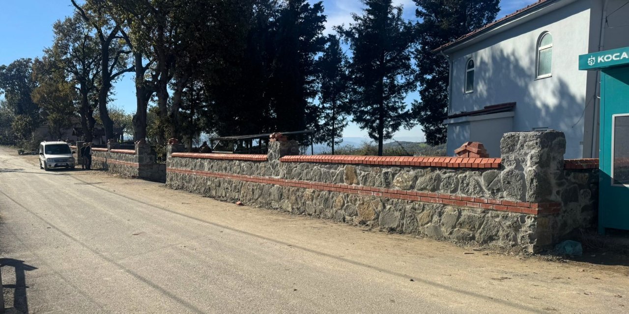 Kocaeli’de mezarlıklara  Büyükşehir eli değiyor