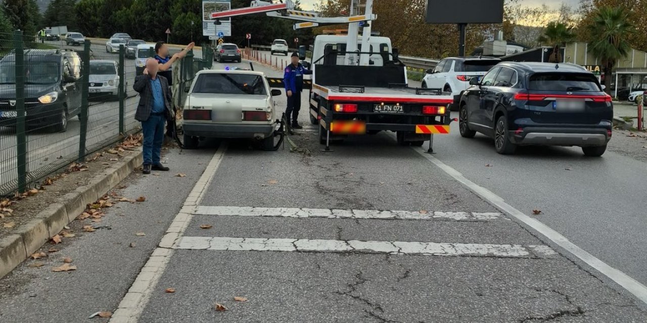 Yolda Kalan Vatandaşa Zabıtadan Destek!