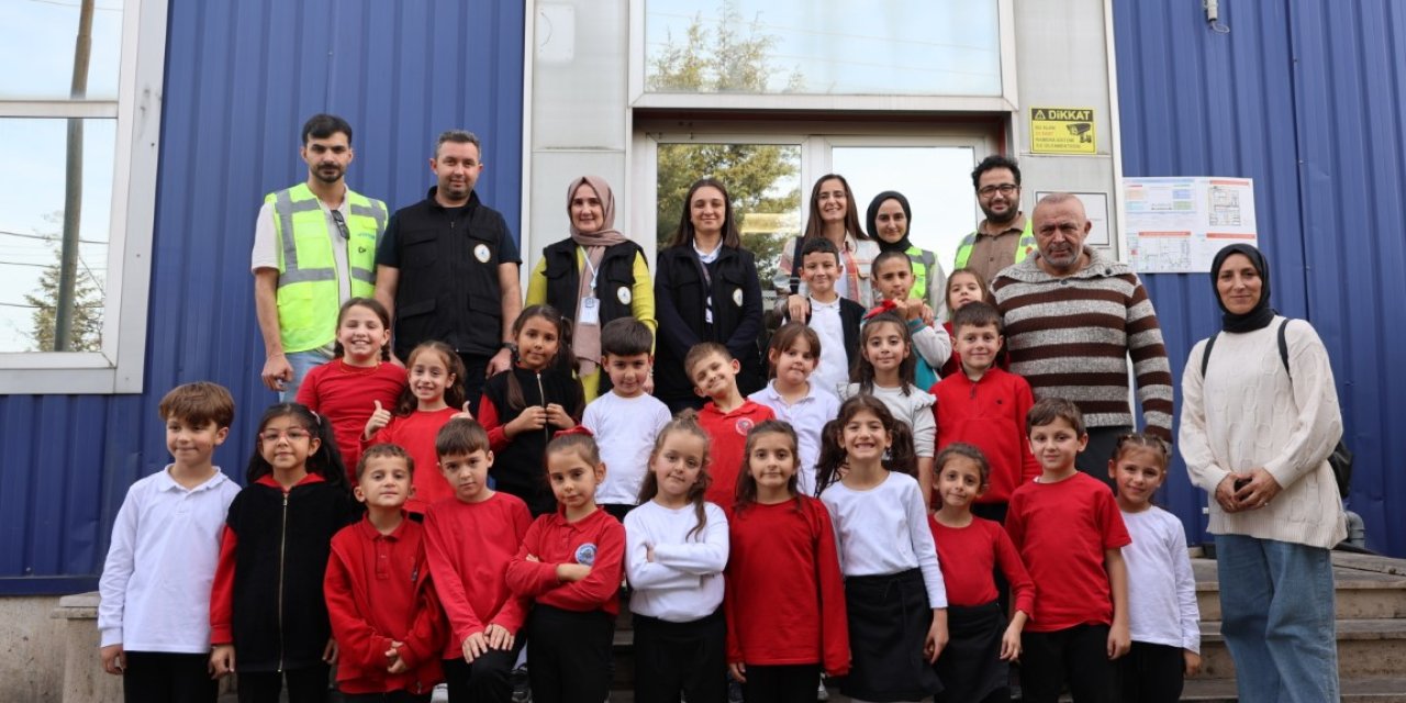 Öğrencilere Geri Dönüşüm Eğitimi