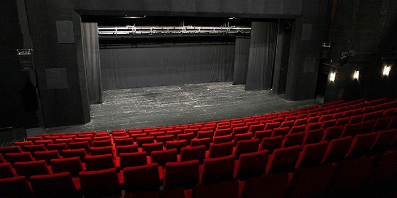 Darüşşafakalı öğrenciler için  her oyunda 10 koltuk ayrılıyor