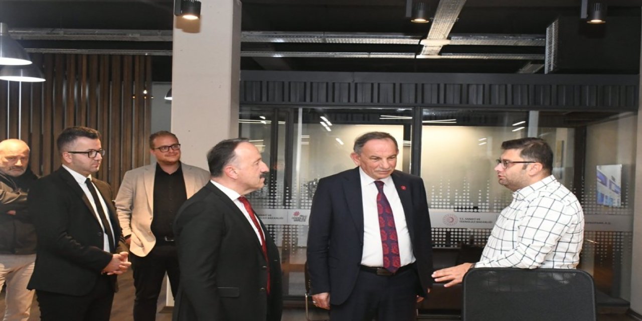 Kocaeli Millî Eğitim Yöneticileri  GOSB Teknopark'ı Ziyaret Etti