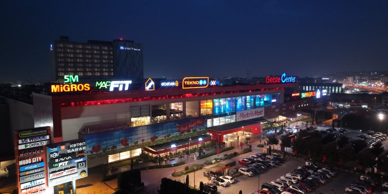GEBZE CENTER 15. YILINI KUTLUYOR    15 Yılda 130 Milyonun  Üzerinde Ziyaretçi Ağırladı