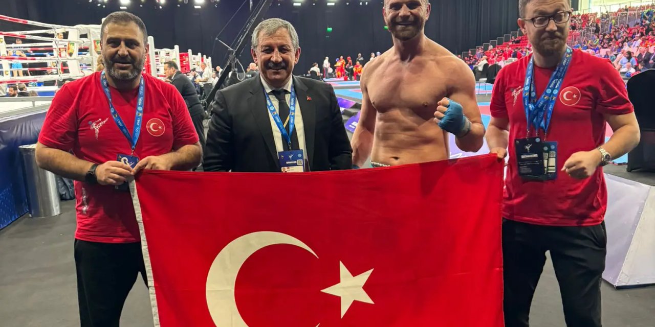 Milli kick boksçu Kadir Yıldırım,  dünya şampiyonu oldu