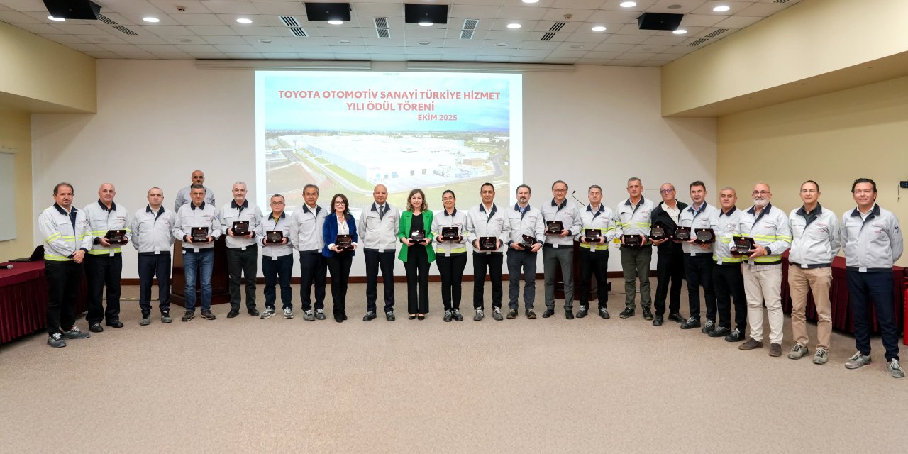 TOYOTA TÜRKİYE    388 çalışanını ‘Hizmet Yılı’  ödülleriyle onurlandırdı