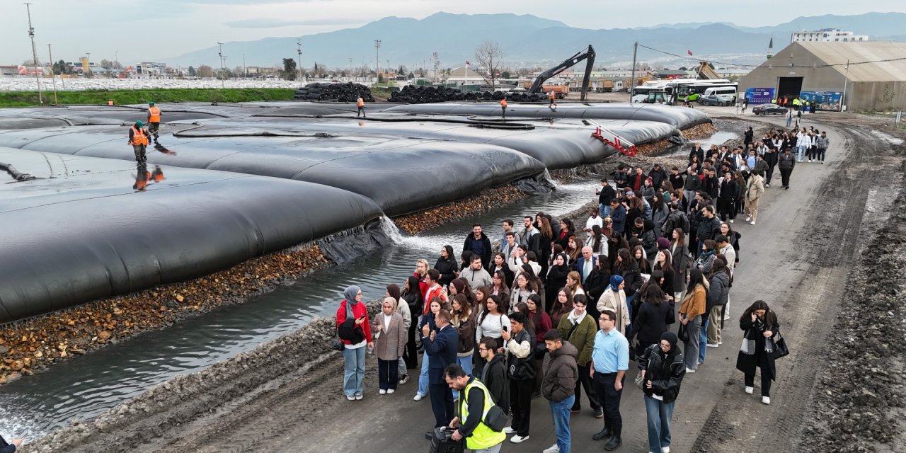 Dip çamuru projesinde  geleceklerini gördüler