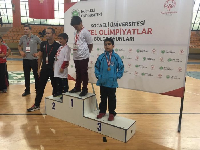 Özel Olimpiyatlarda yarıştılar